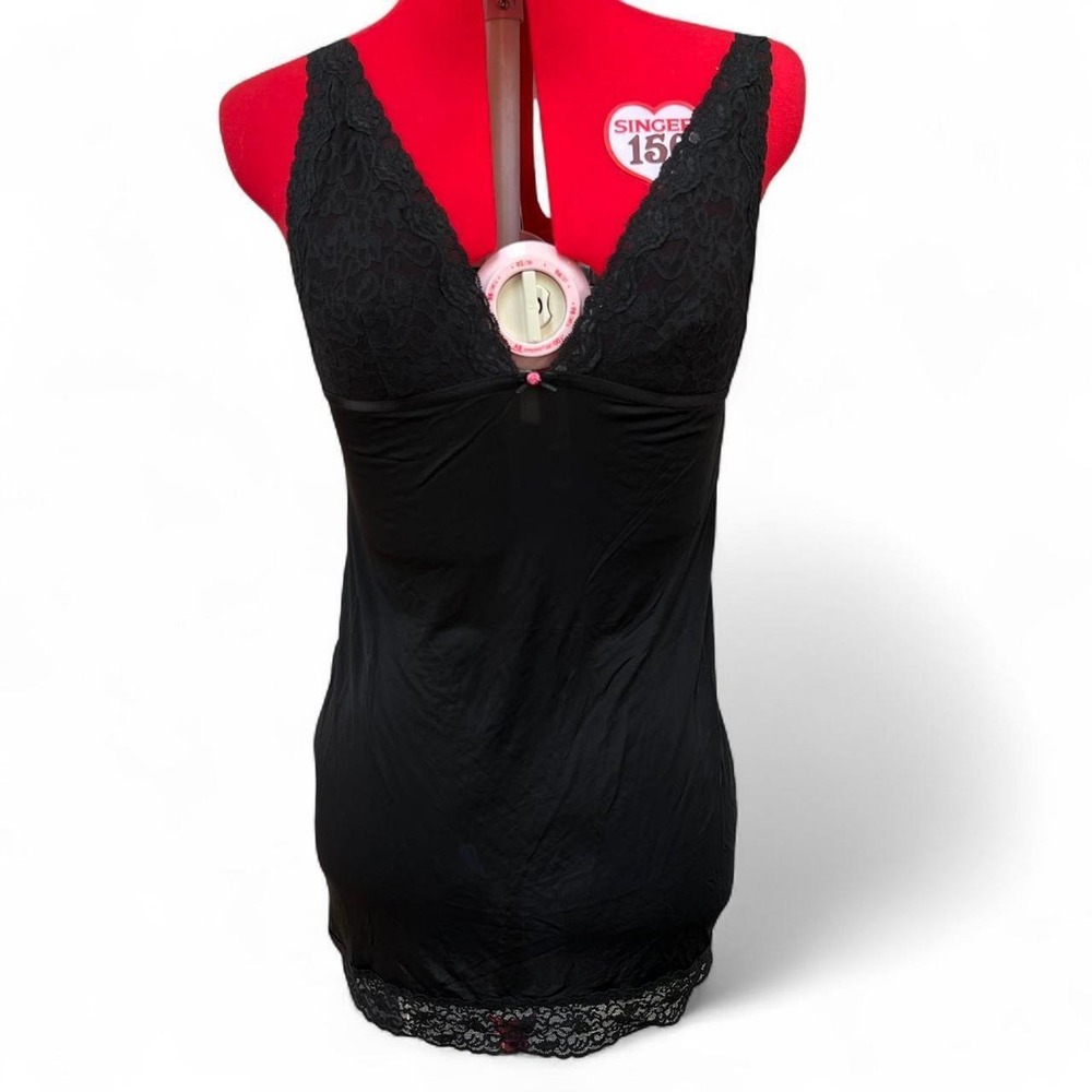 Victoria's Secret Black Lace V Neck Babydoll Nightgown Slip Dress size large